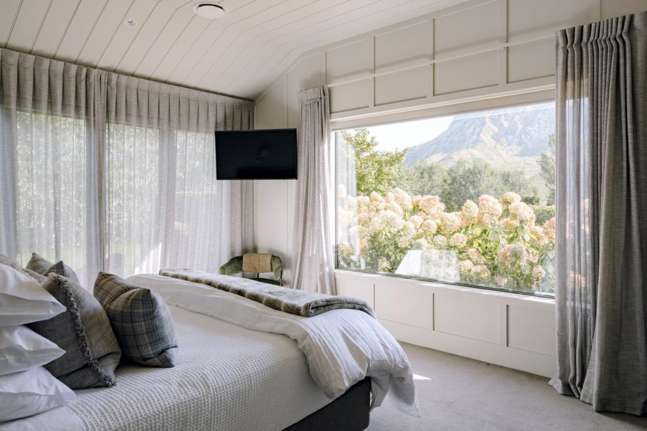 Craggy Range Luxury Vineyard Retreat Villa Havelock North Bagian luar foto
