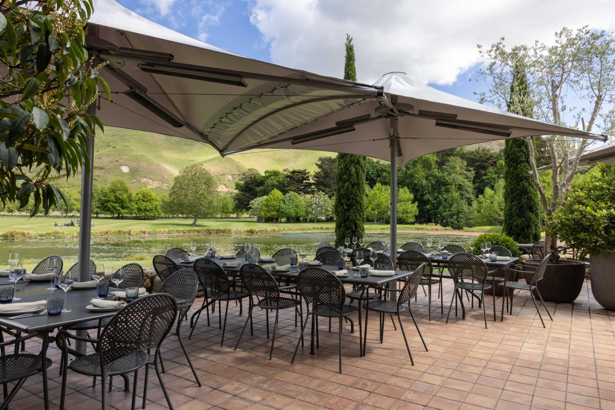 Craggy Range Luxury Vineyard Retreat Villa Havelock North Bagian luar foto
