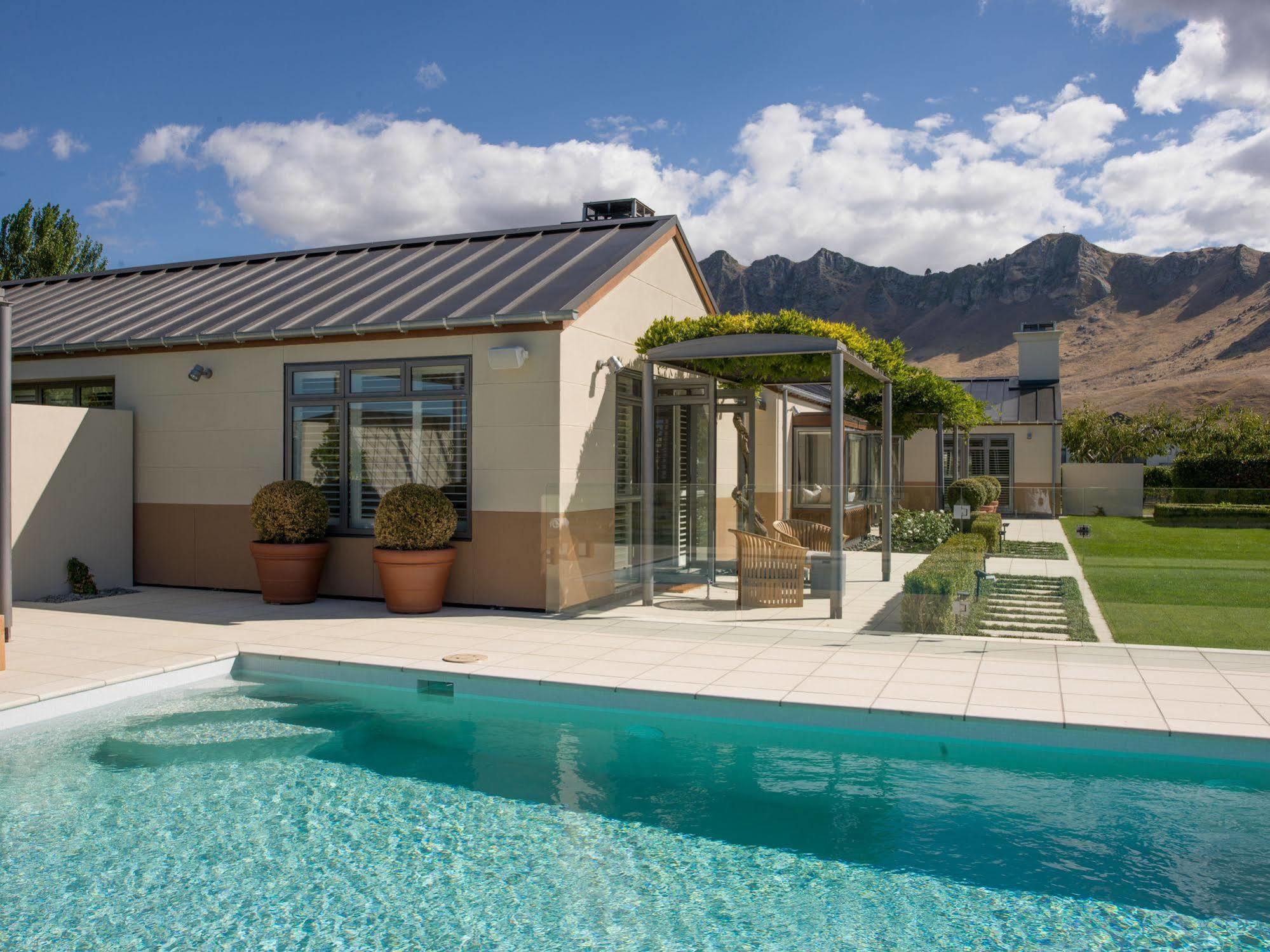 Craggy Range Luxury Vineyard Retreat Villa Havelock North Bagian luar foto