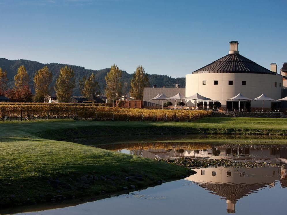 Craggy Range Luxury Vineyard Retreat Villa Havelock North Bagian luar foto